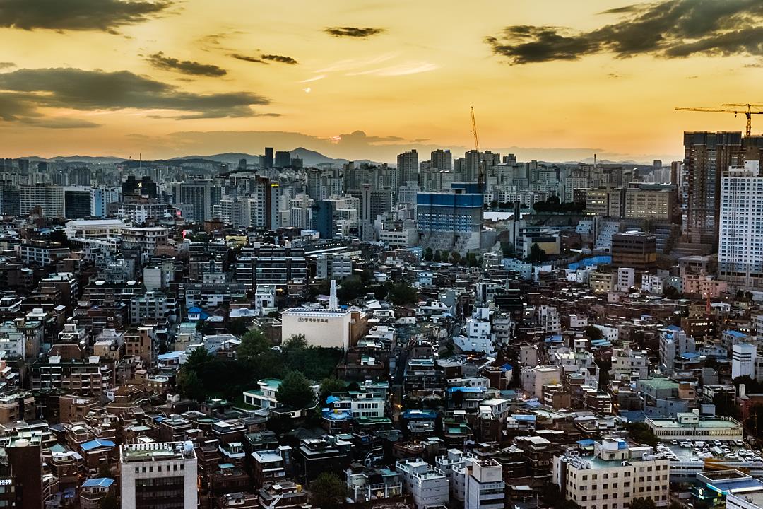 Menghadapi Tantangan Kesehatan Akibat Urbanisasi di Indonesia